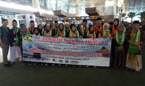 Rombongan jamaah umrah Naja Travel.