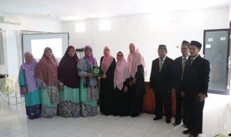 Rombongan  Jaulah Mahabbah Kerajaan Kelantan, Malaysia, mengunjungi IGBS Darul Marhamah,  Bogor, Jawa Barat.