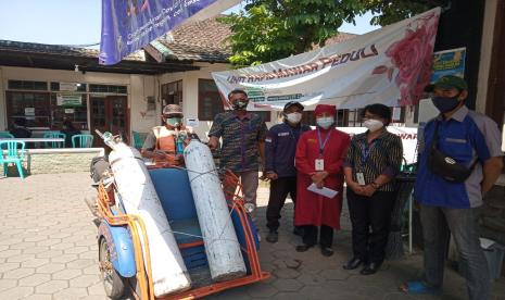 RS di Kota Malang meminjamkan tabung oksigen untuk warga isolasi mandiri (isoman). 