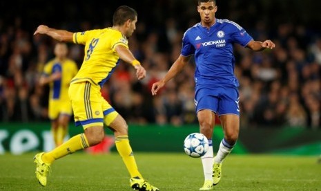 Ruben Loftus Cheek (kanan)