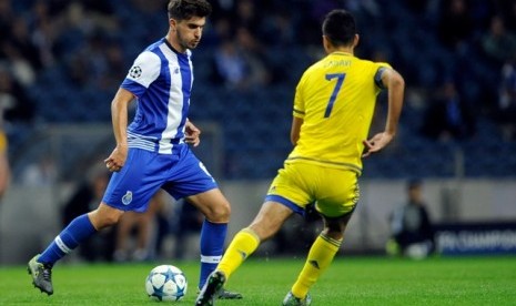 Ruben Neves (kiri)