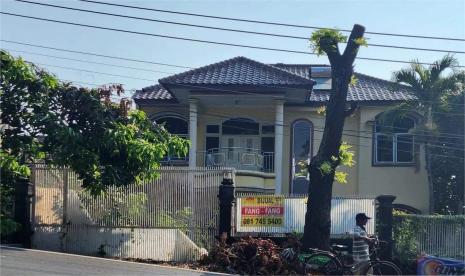 Rumah di Jalan Abdurrahman Saleh, Kota Semarang, Selasa (30/7/2024), yang dijadikan konten horor di media sosial.