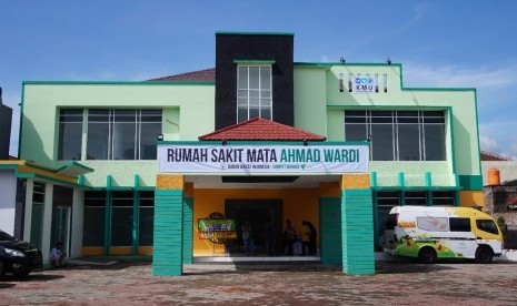 Rumah Sakit Mata Ahmad Wardi Badan Wakaf Indonesia - Dompet Dhuafa