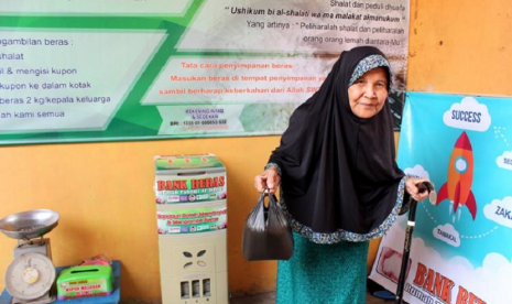 Rumah Tahfidz Al-Ikhlas bekerja sama dengan PPPA Daarul Qur’an meluncurkan Bank Beras.