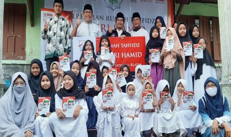 Rumah Tahfidz Zahri Hsmid secara resmi telah dikukuhkan pada Jum