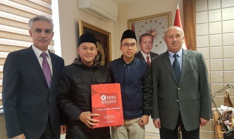 Rumah tahfiz PPPA Daarul Quran bersilaturahim dengan  Regional Director OSB Kayseri.