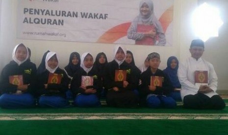 Rumah Wakaf Salurkan 2400 Alquran