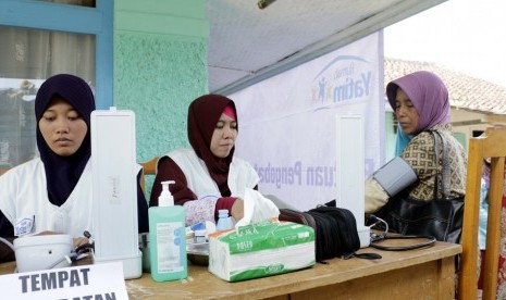 Rumah Yatim Berikan Layanan Kesehatan di Garut