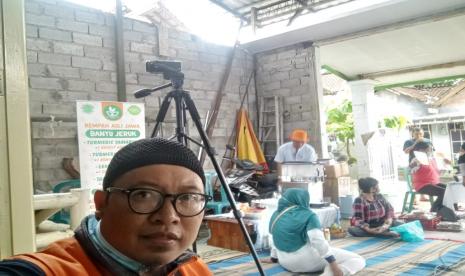 Rumah Zakat, AIG Bunda Nisa serta kolaborasi kader kesehatan dusun se-Desa Klepu, berhasil menggelar seminar pengolahan limbah rempah.