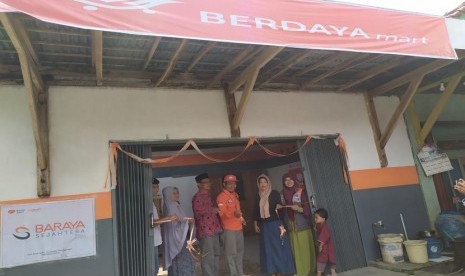 Rumah Zakat Badan Usaha Milik Masyarakat (BUMMAS) telah dirintis di desa Kubangsari kecamatan Ketanggungan, Kabupaten Brebes, Jawa Tengah, Jum’at (07/12). 