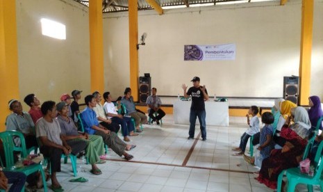 Rumah Zakat bermitra dengan Tangan di Atas (TDA) Community membentul BUMMas bagi masyarakat nelayan untuk meningkatkan kesejahteraan nelayan. 