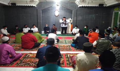 Rumah Zakat bersama Tim Kementerian Agama Kota Batam, Baznas, PMB dan Kepala KUA sekota Batam serta turut begabung rombongan Kanwil Kemenag Kepri, melakukan agenda Safari Ramadhan mengunjungi Masjid Jami