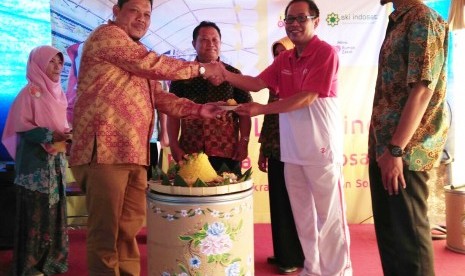 Rumah Zakat cabang Solo bekerjasama dengan ZIS Indosat dan SKI Indosat merilis  program Desa Berdaya dan Digital Corner di Balai Inspirasi ZIS Indosat RT 02/12 Kelurahan Sangkrah, Kecamatan Pasar Kliwon, Solo.