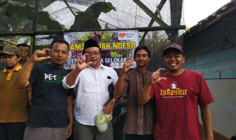 Rumah Zakat di Desa Selokarto, Kecamatan Pecalungan, Kabupaten Batang menginisiasi program menuju Batang Berbuah.