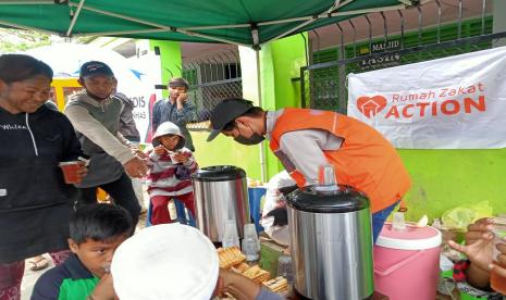 Rumah Zakat dirikan Pos Segar untuk korban kebakaran.