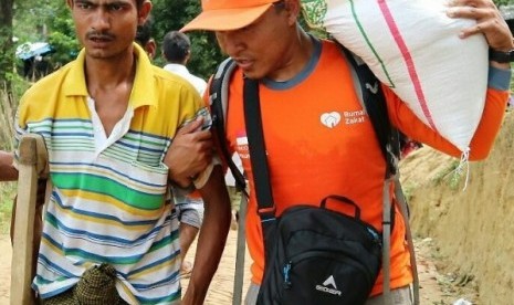  Rumah Zakat Distribusikan Bantuan ke Balukali Camp