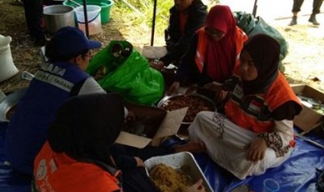  Rumah Zakat Distribusikan Bantuan Korban Banjir