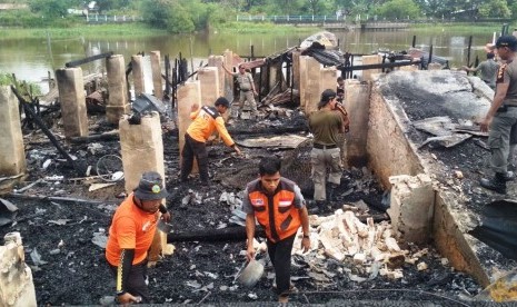 Rumah Zakat Distribusikan Bantuan untuk Korban Kebakaran