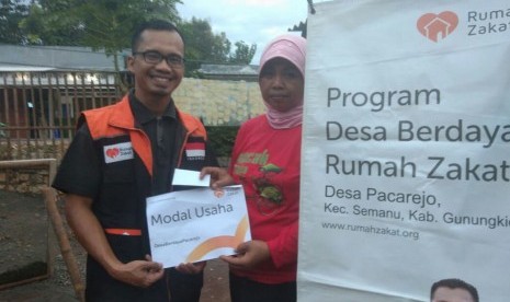 Rumah Zakat kembali membantu usaha emping Mbak Diyem.