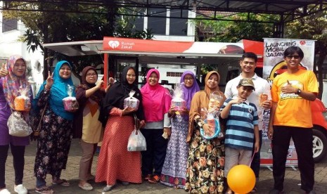 Rumah Zakat Luncurkan Mobil Jajanan