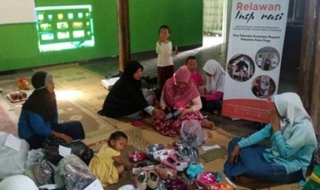 Rumah Zakat membangun Kelompok Usaha Bersama (KUBE) ‘Rajut Hijau Sidomulyo’ di desa berdaya Sidomulyo, Kecamatan Karangasem, Kelurahan Sidomulyo, Pengasih, Kulon Progo.