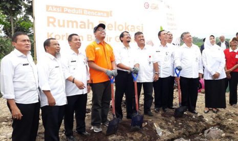 Rumah Zakat membantu pembangunan rumah korban banjir Garut.