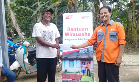 Rumah Zakat memberikan bantuan usaha untuk korban tsunami Selat Sunda.