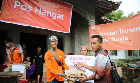 Rumah Zakat membuka posko di Lampung dan Banten.