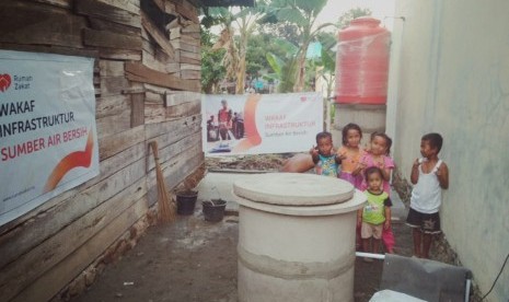 Rumah Zakat menyalurkan bantuan sumber air bersih bagi warga Desa Raja, Kecamatan Bua, Kabupaten Luwu, Sulawesi Selatan. 