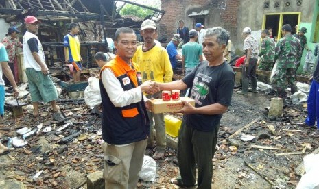 Rumah Zakat salurkan bantuan untuk korban kebakaran Garut