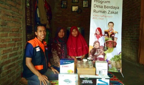   Rumah Zakat Salurkan Sarana Usaha Pengolahan Jahe Merah