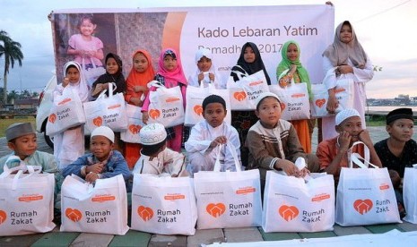  Rumah Zakat telah menyalurkan 13.219 paket BBP (Berbagi Buka Puasa) di 37 kota di seluruh Indonesia