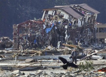 Rumah tersapu tsunami