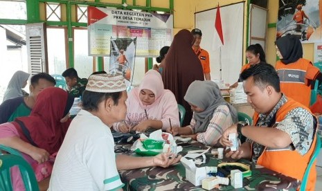 Rumaj Zakat gelar pengobatam gratis di Temajuk.