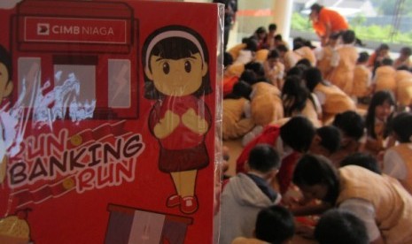 Run Banking Run merupakan salah satu program edukasi perbankan Bank CIMB Niaga kepada anak-anak tingkat Sekolah Dasar