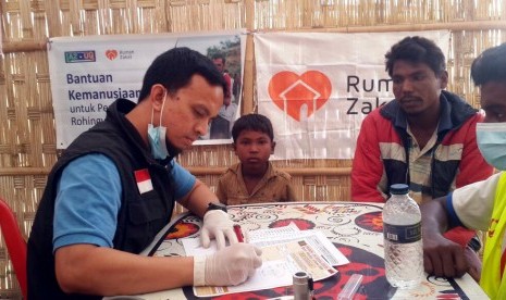  RZ Gelar Layanan Kesehatan untuk Pengungsi Rohingya