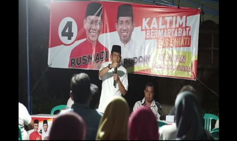 Safaruddin saat bersilaturahim dengan warga masyarakat di Bangun Reksa Asri, Balikpapan, Kaltim, Selasa (21/3).