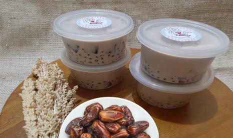 Sago milky kurma, minuman segar berbahan kurma ini cocok untuk hidangan berbuka puasa.