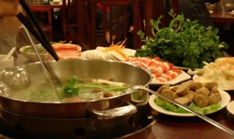 Sajian  dalam Hot Pot