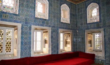 Salah ruangan harem di Istana Topkapi, Istanbul, Turki.