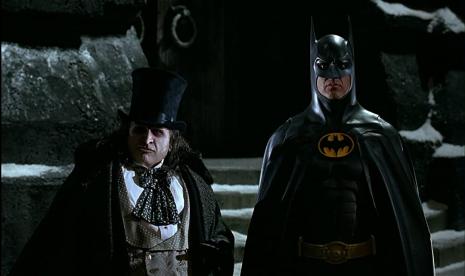 Salah satu adegan dalam film Batman Returns.