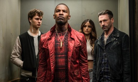 Salah satu adegan di film Baby Driver.