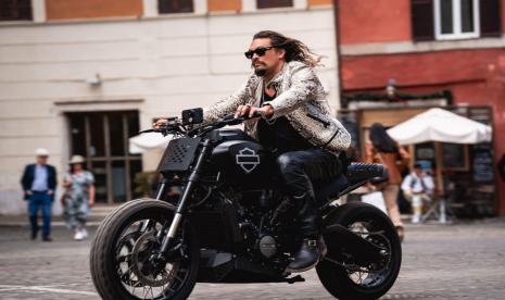 Salah satu adegan Jason Momoa sebagai Dante Reyes di film Fast X.