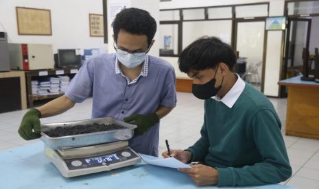 Salah satu aktivitas mahasiswa Prodi Teknik Sipil, Universitas Muhammadiyah Malang (UMM).