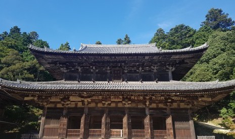 Salah satu bangunan Kuil Engyoji di Gunung Shosha, Himeji, Jepang. 