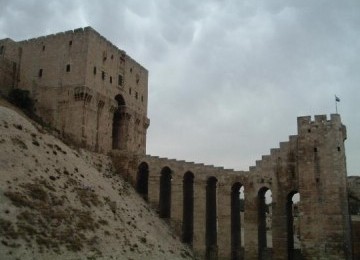 Salah satu benteng tua di Aleppo.