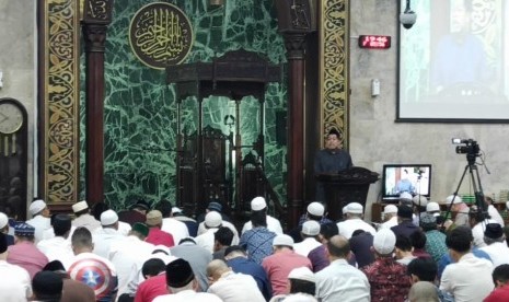 Salah satu edisi Kuliah Ramadhan yang diadakan oleh Masjid Agung Sunda Kelapa (MASK) sebelum pelaksanaan shalat Tarawih.