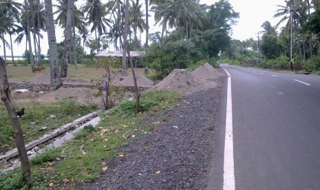 Salah satu jalan yang menghubungkan Kota Mataram dengan Lombok Utara.