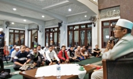 Salah satu kajian yang diadakan di Masjid Alumni IPB Bogor.