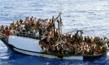 Di Laut Selama Sebulan,Puluhan Imigran Berhasil Diselamatkan